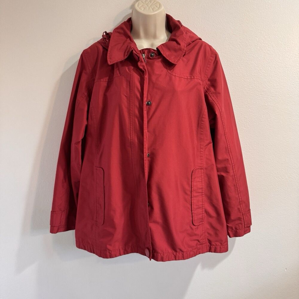 L.L. Bean Coat Jacket L Petite Windbreaker Red Hooded Zip Snap Button Outdoor